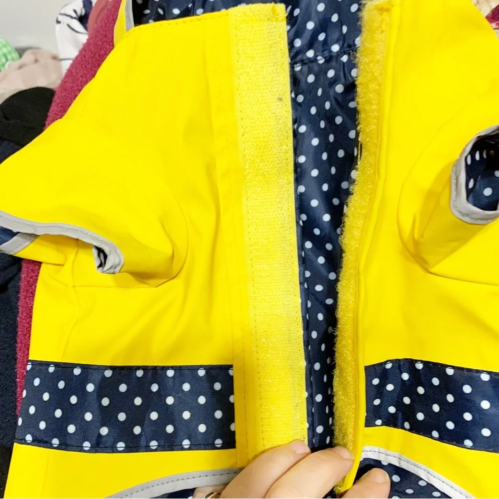 Good2Go Petco Reversible Dog Raincoat Hood Waterproof Leash Hole Polka Dot🟡🔵⚪️